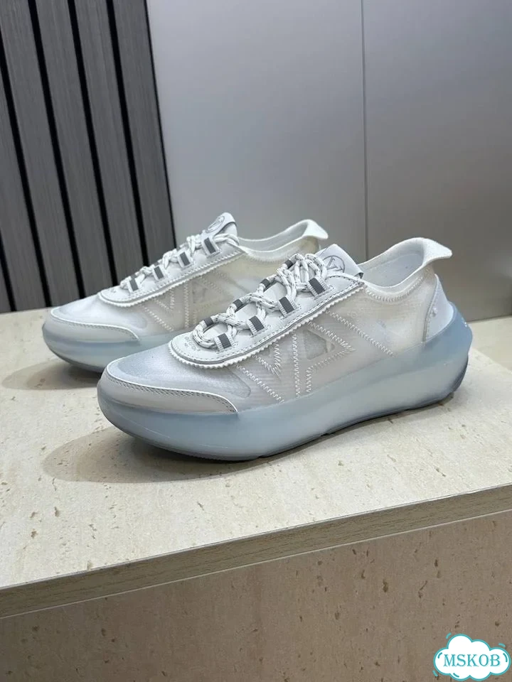 Кроссовки женские Louis Vuitton фото 8