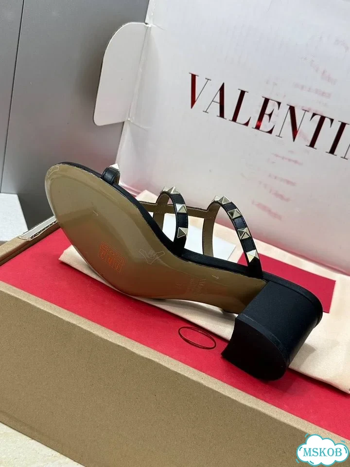 Босоножки женские Valentino фото 2