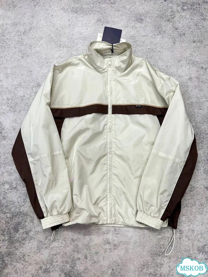 Ветровка prada фото 1