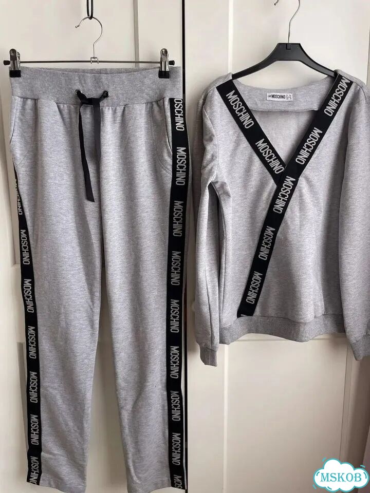 Спортивный костюм moschino 42 фото 1