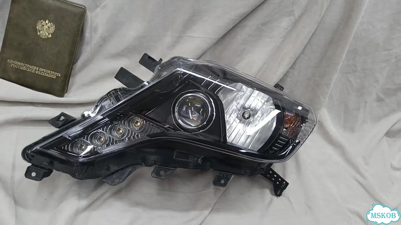 Фара левая на Toyota land cruiser prado 150 black фото 1