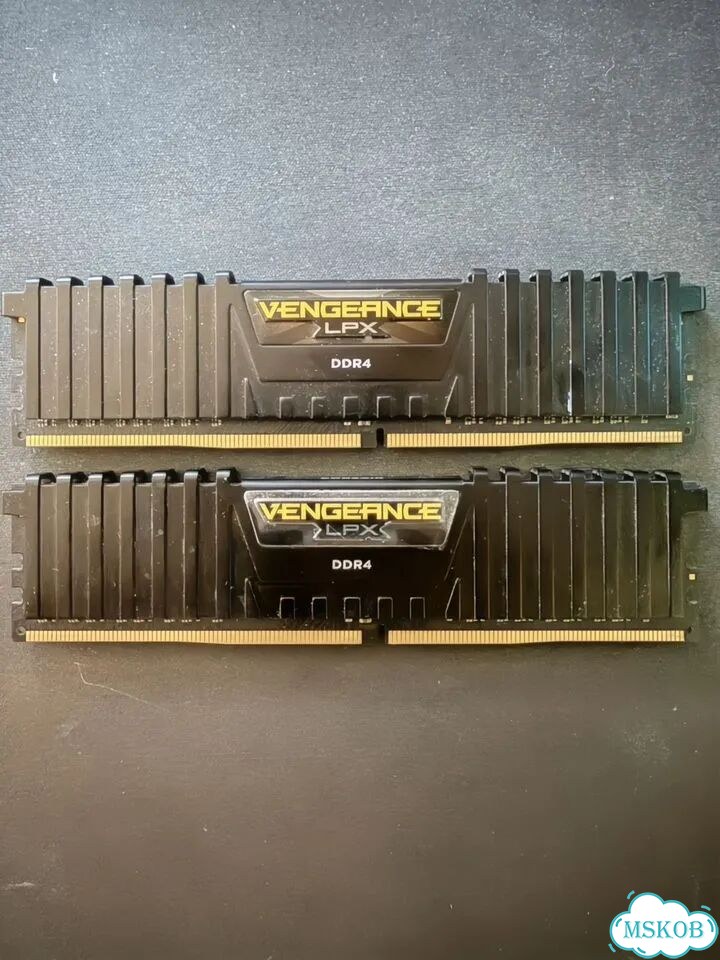 Оперативная память DDR4 16gb фото 1
