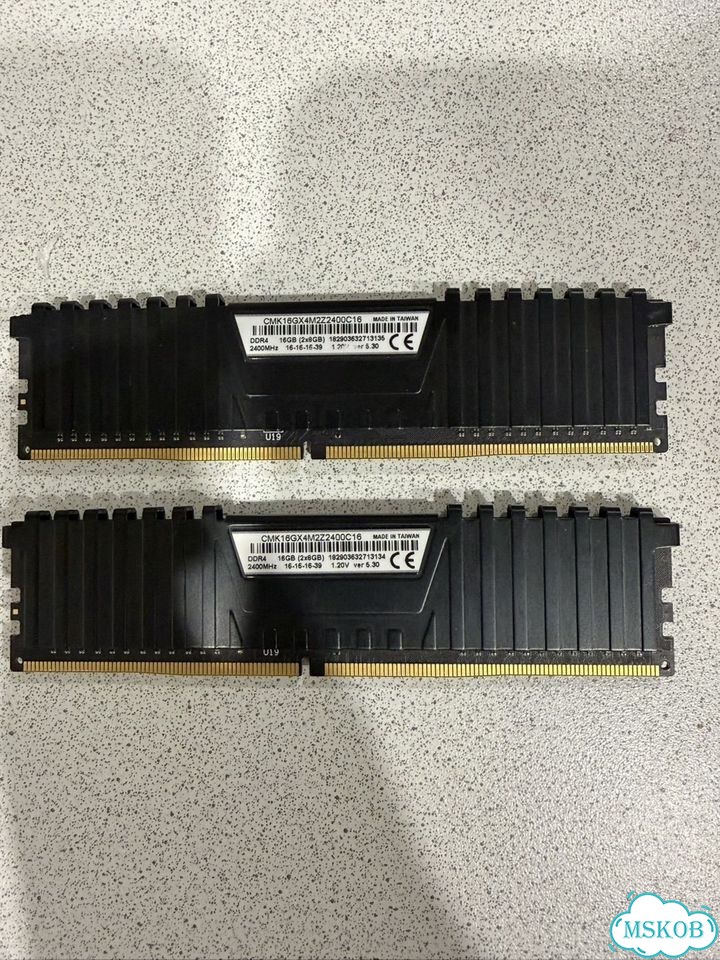 Оперативная память DDR4 16gb фото 2