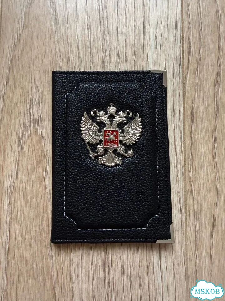 Кожаная обложка на паспорт фото 2