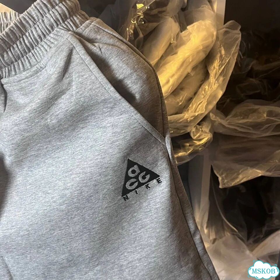 Шорты Nike ACG серые фото 4