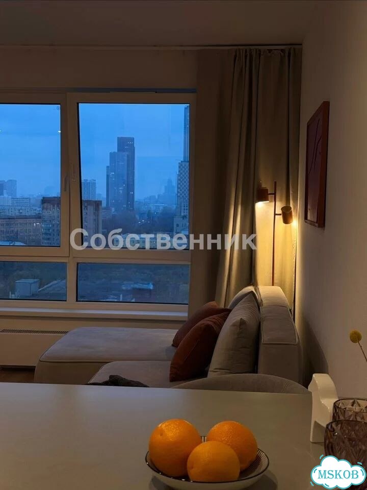 1-к. квартира, 42 м², 17/25 эт. фото 8