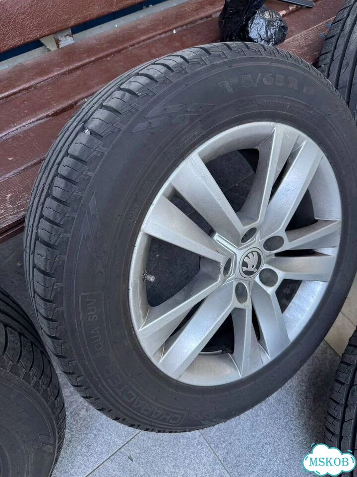 Колеса оригинал 215/65 r17 фото 6