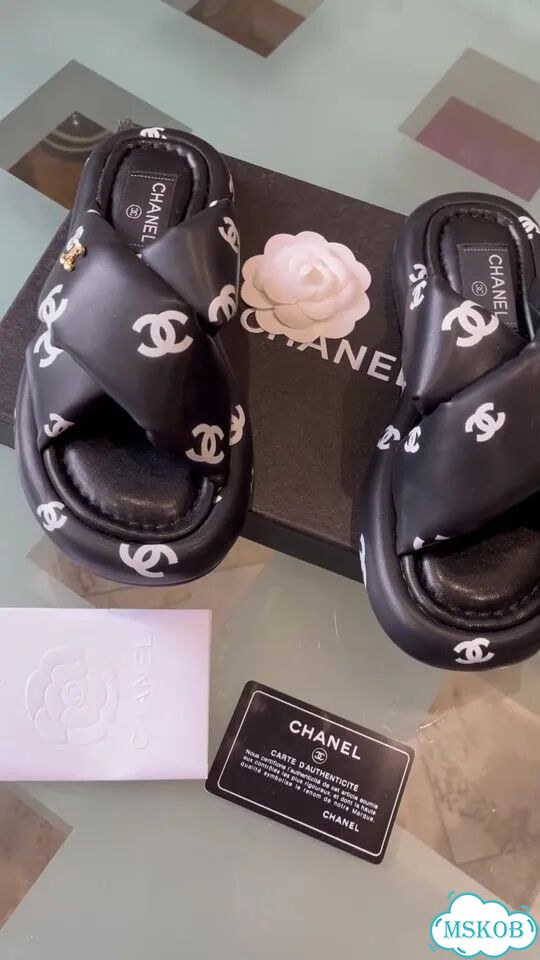Шлепанцы chanel женские фото 1