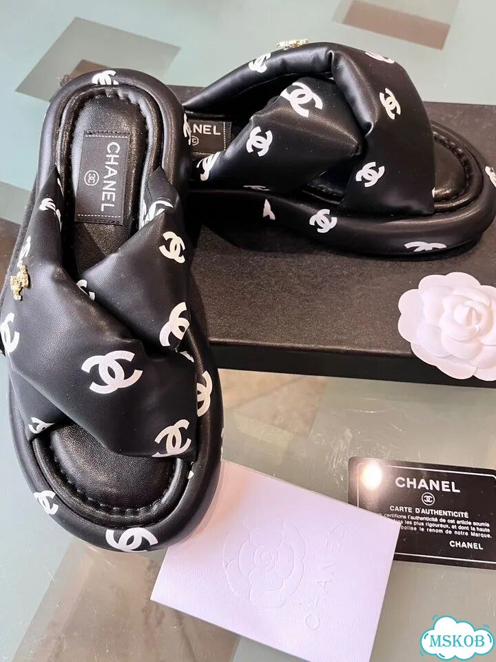 Шлепанцы chanel женские фото 2