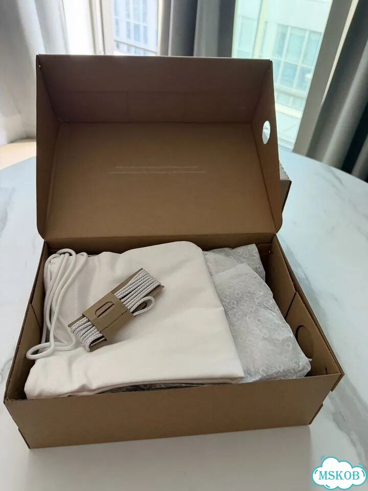 Loewe on cloudsolo оригинал фото 4