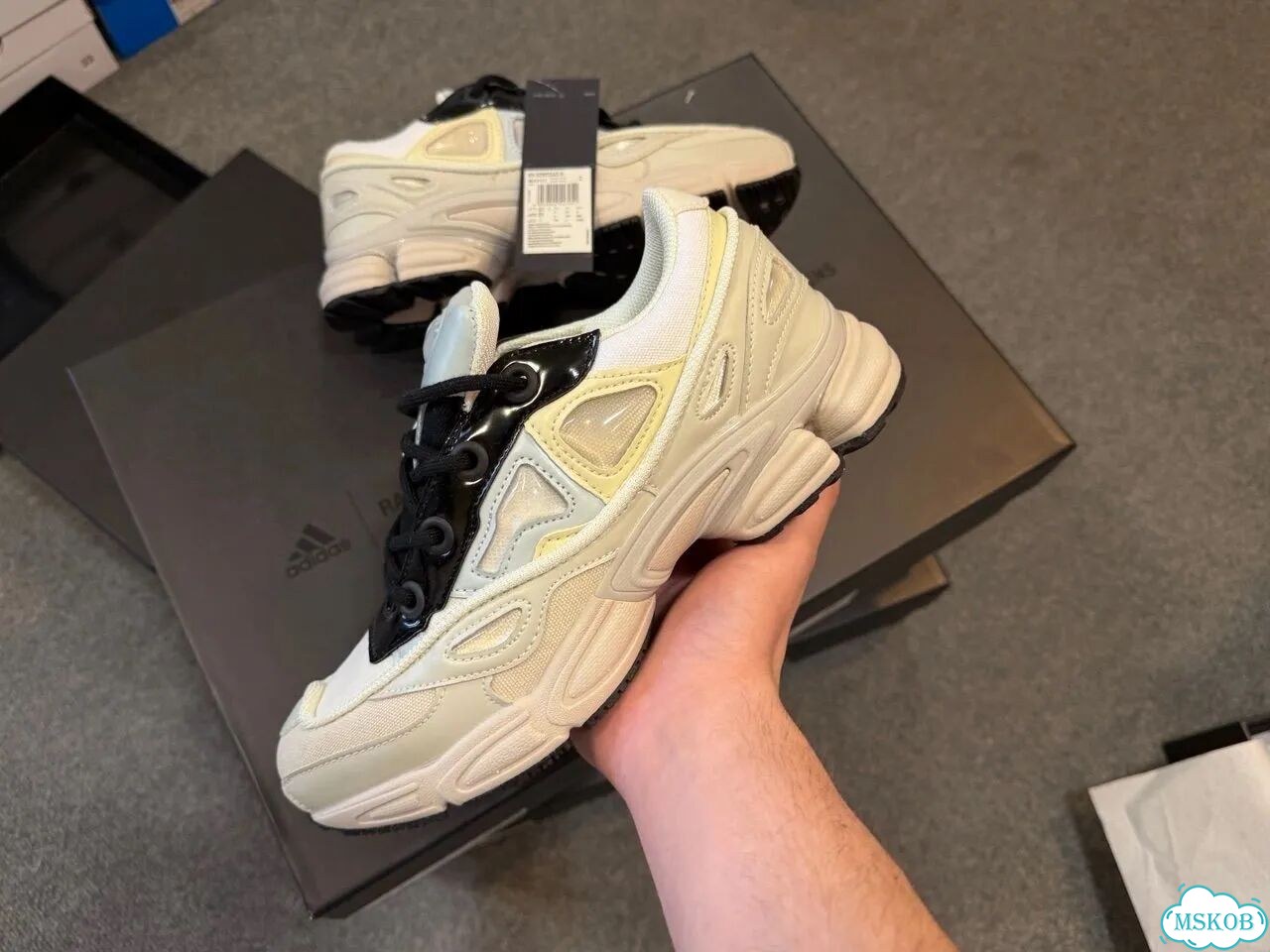 Adidas raf simons ozweego 3 cream white фото 1