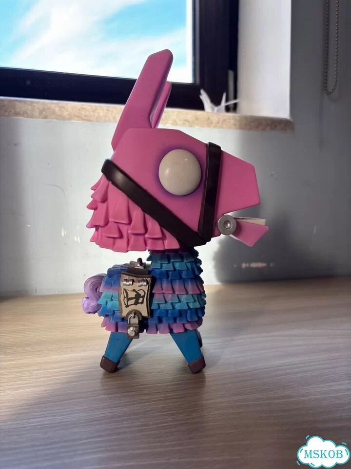 Funko POP лама из fortnite фото 2