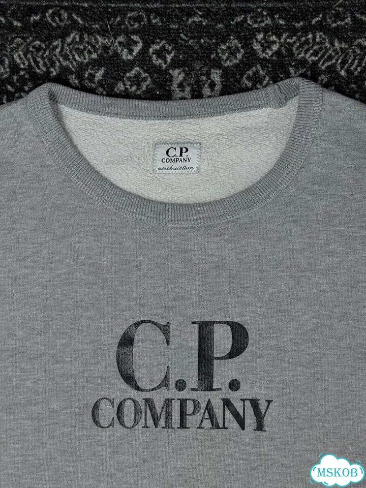 Свитшот CP Company junior оригинал фото 4