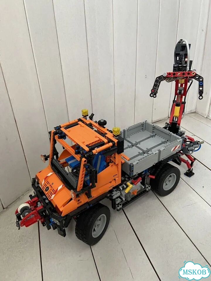 Lego technic 8110 фото 1