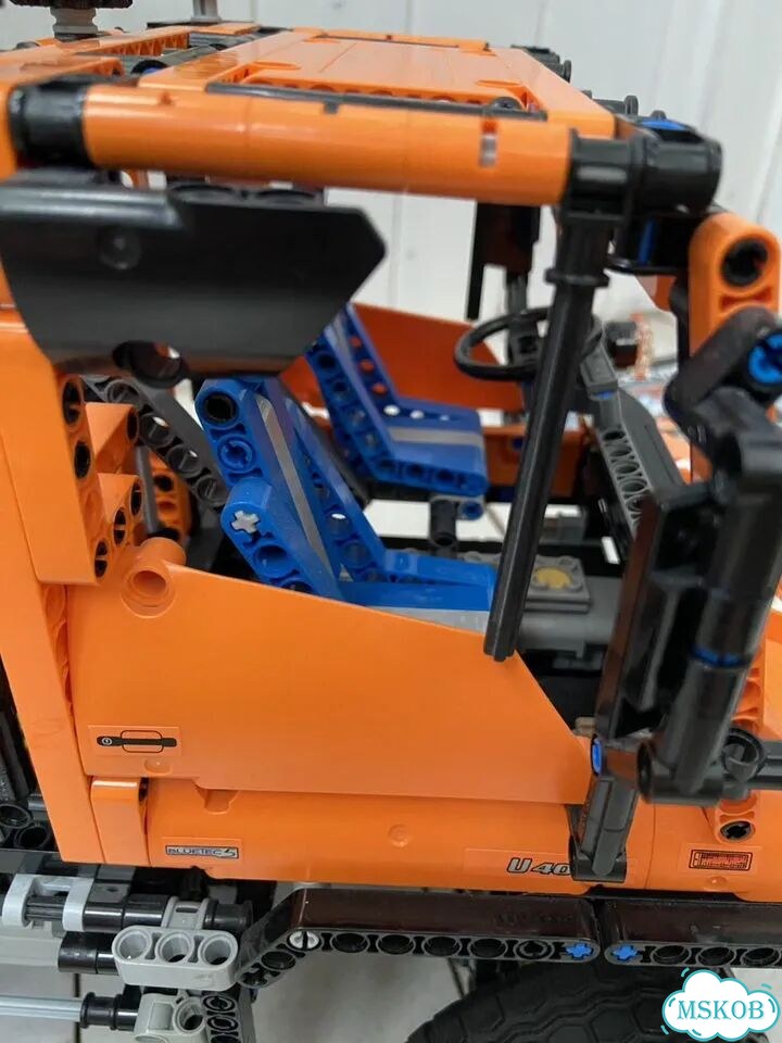 Lego technic 8110 фото 5