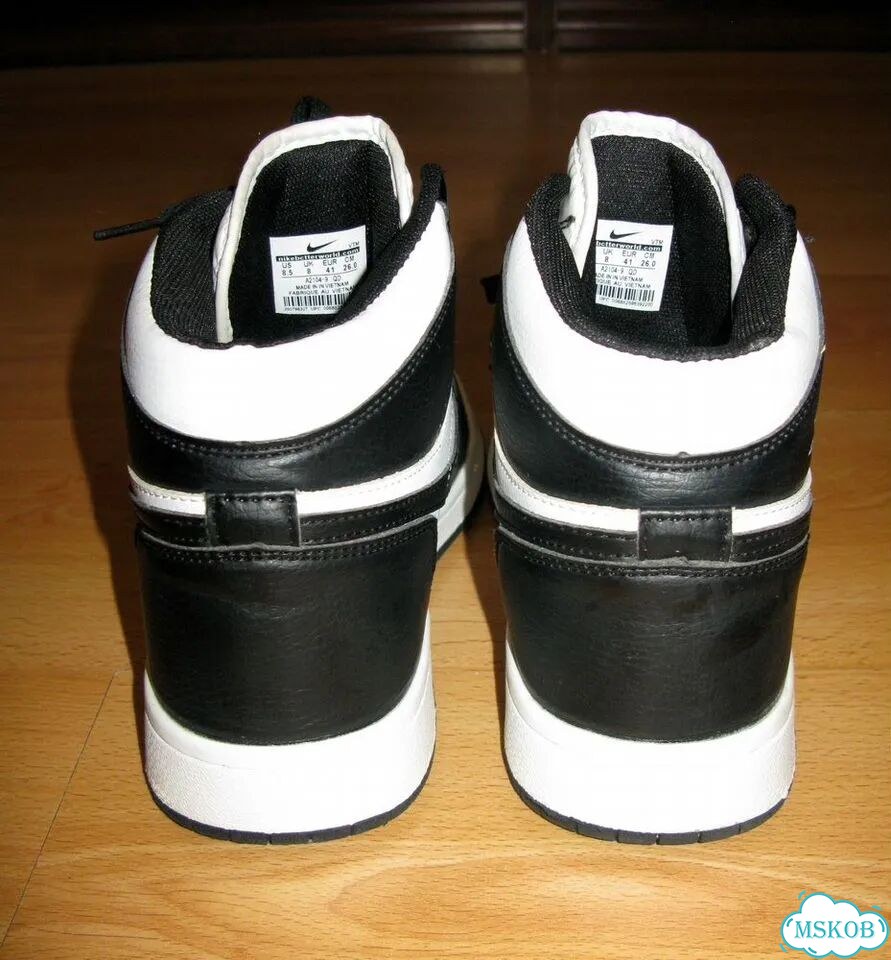 Кроссовки nike air jordan 1 фото 3