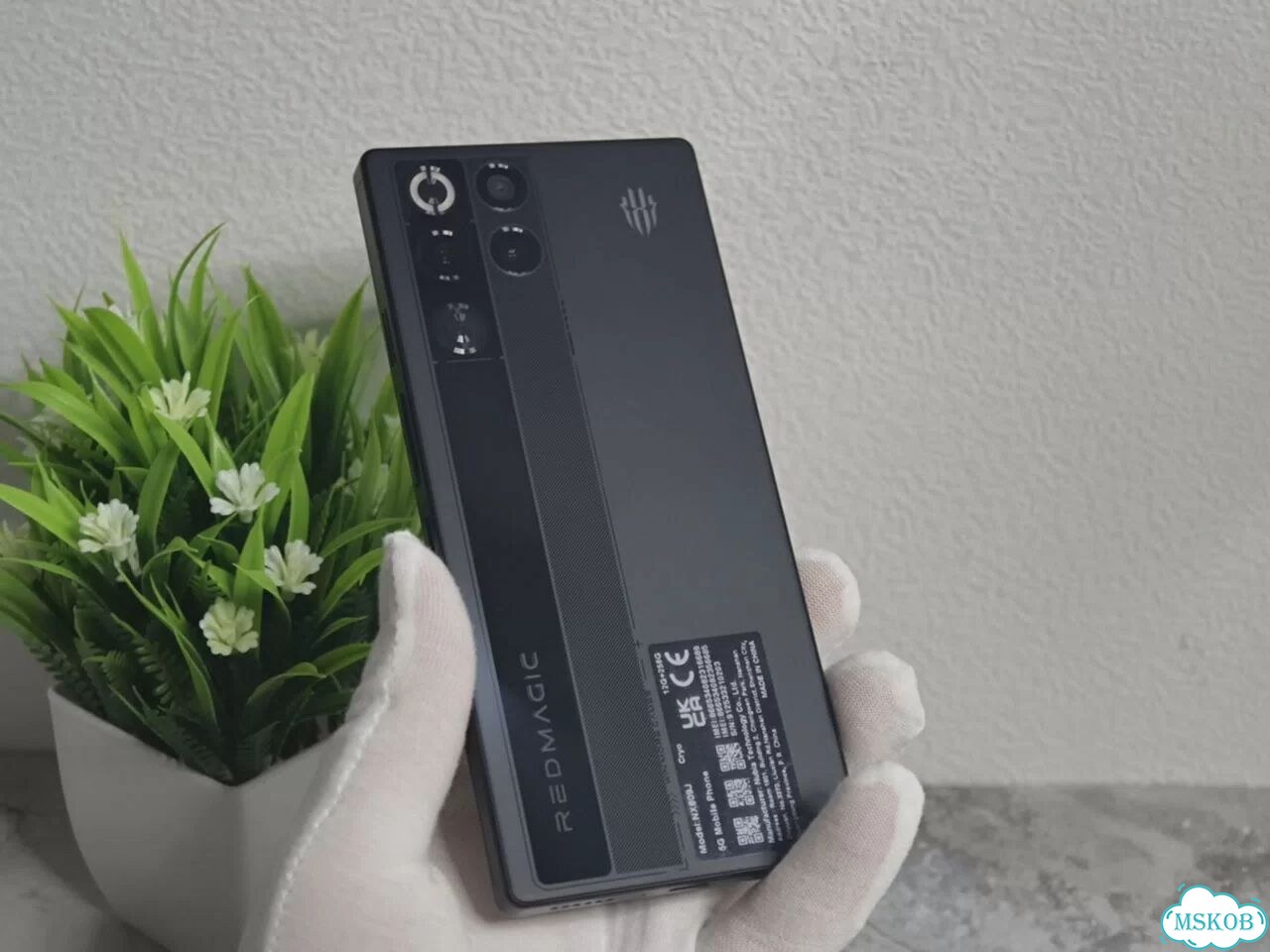 ZTE nubia RedMagic 11 Pro, 12/256 ГБ, 2 SIM фото 2