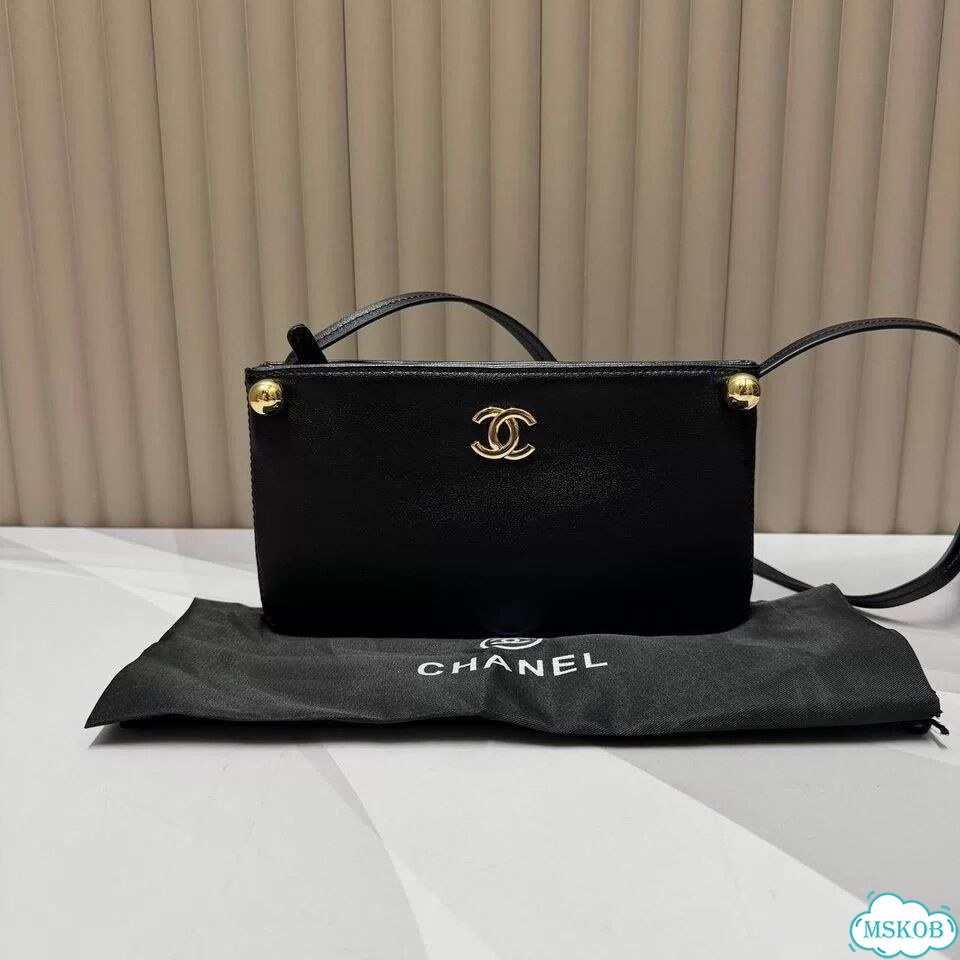 Сумка на плечо Chanel Black 22 фото 1