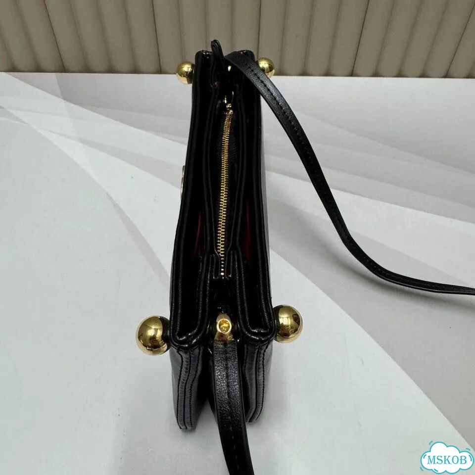Сумка на плечо Chanel Black 22 фото 4