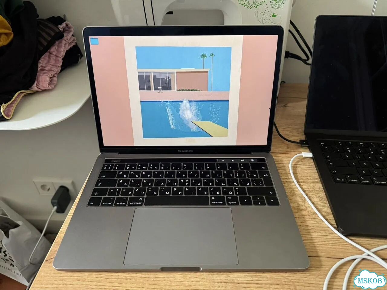 MacBook Pro 13 2016 Touch Bar / i5 / 8GB / 512GB фото 1