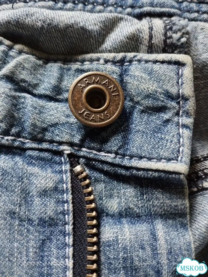 Джинсы женские Armani р. 48 фото 1
