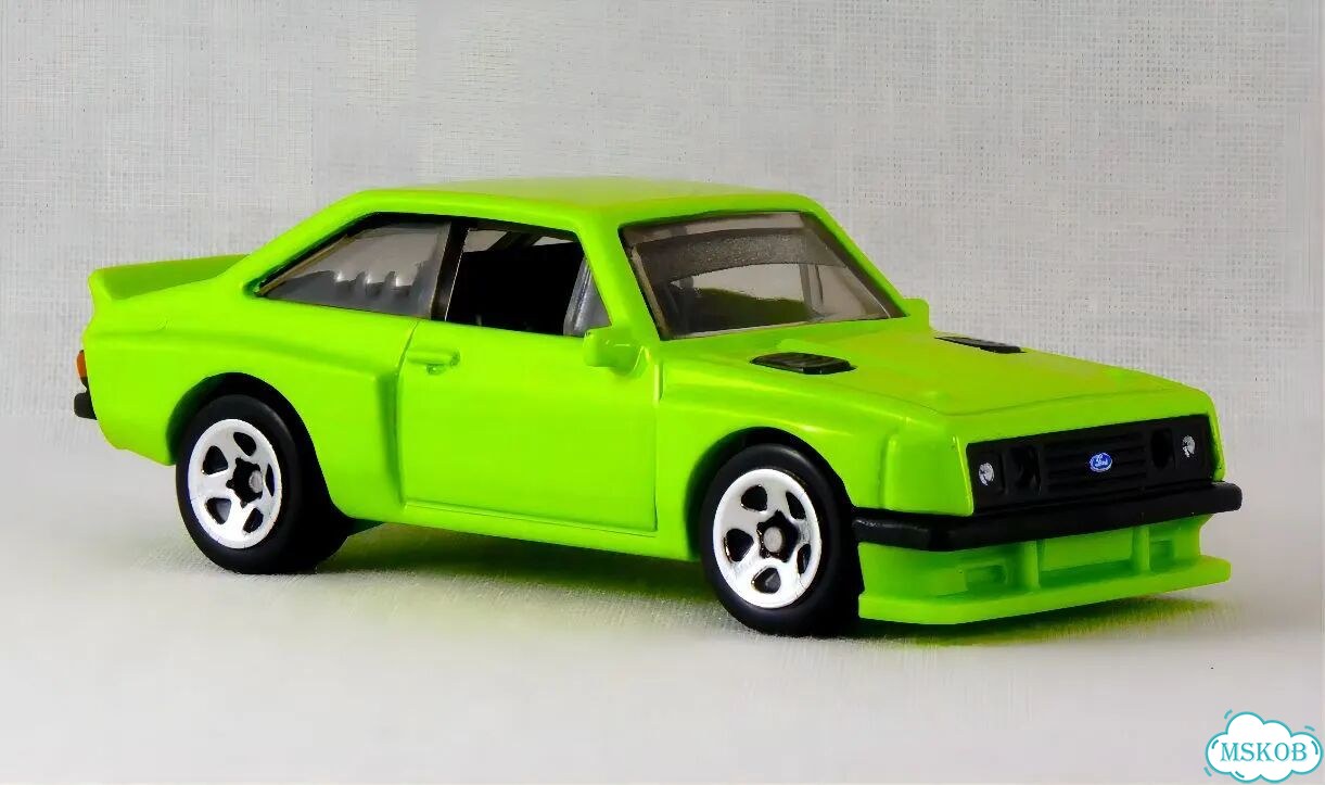 Hot Wheels Ford Escort RS2000 фото 7