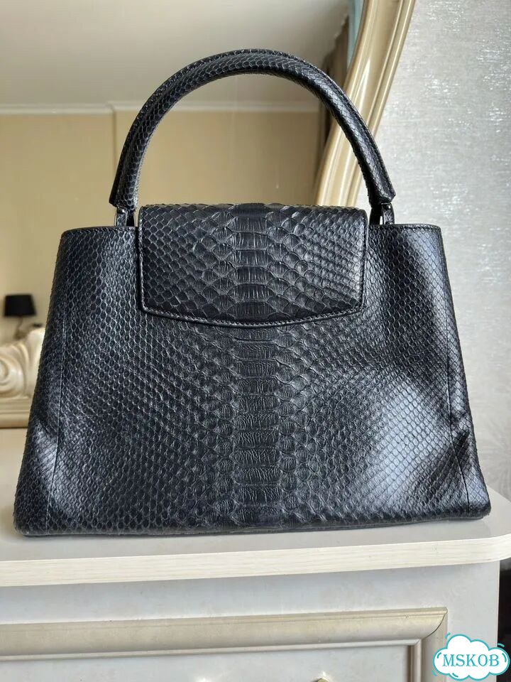 Сумка Louis Vuitton Capucines питон фото 3