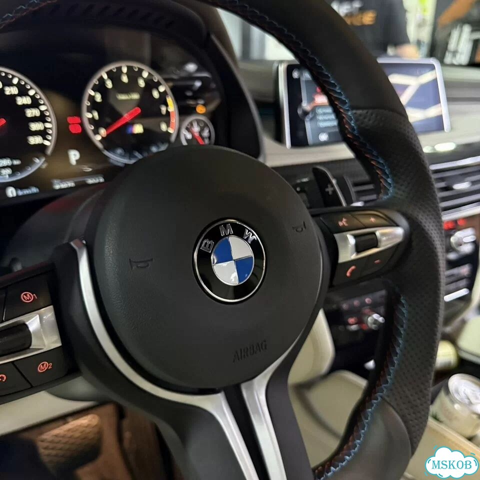 Кожаный руль BMW M с анатомией и обогревом фото 3