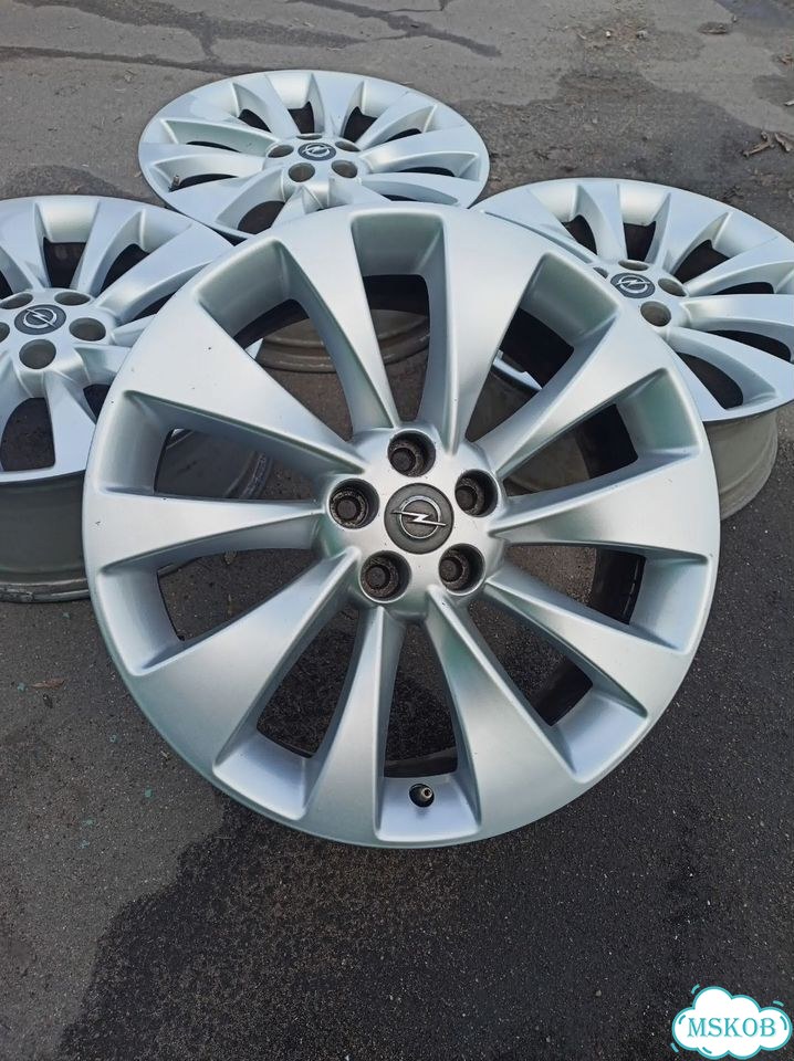 Литые диски Opel 7×R18 5×105 фото 1