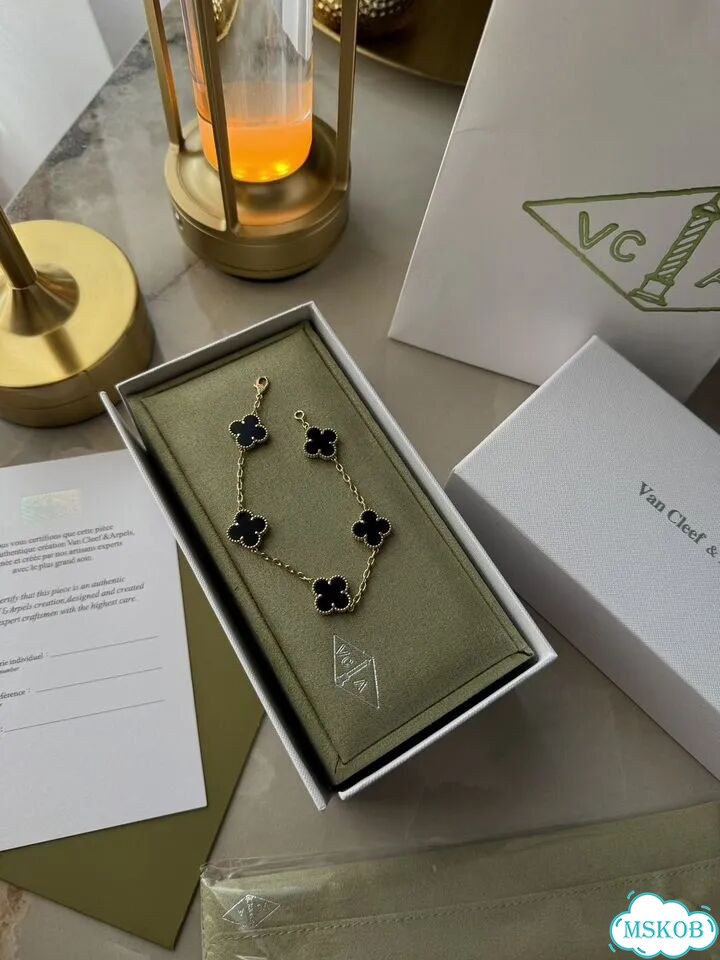 Браслет van cleef с ониксом золото 750 пробы фото 4