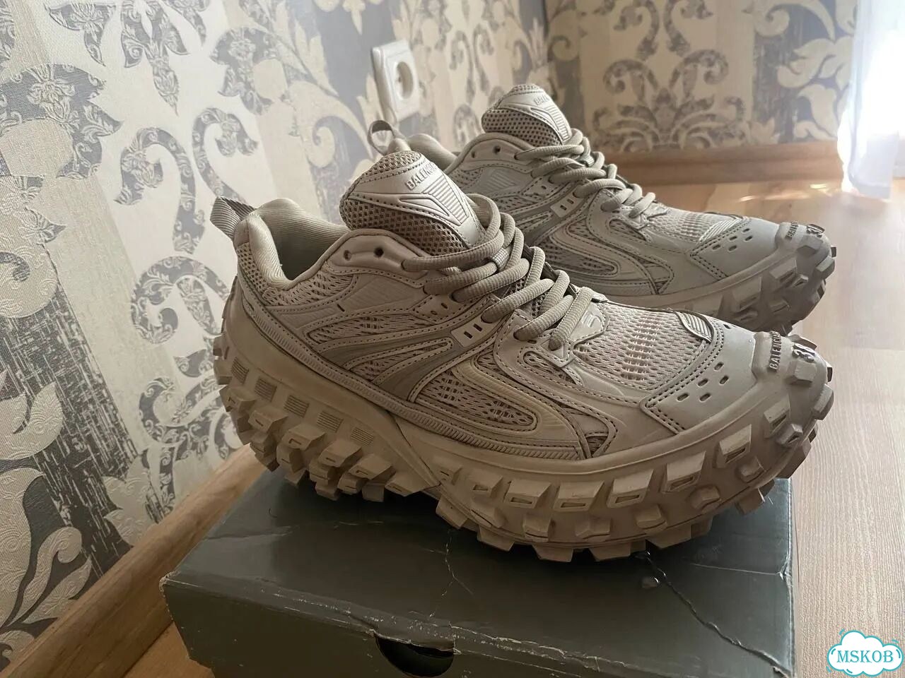 Кроссовки Balenciaga Defender Bouncers White 38 фото 4