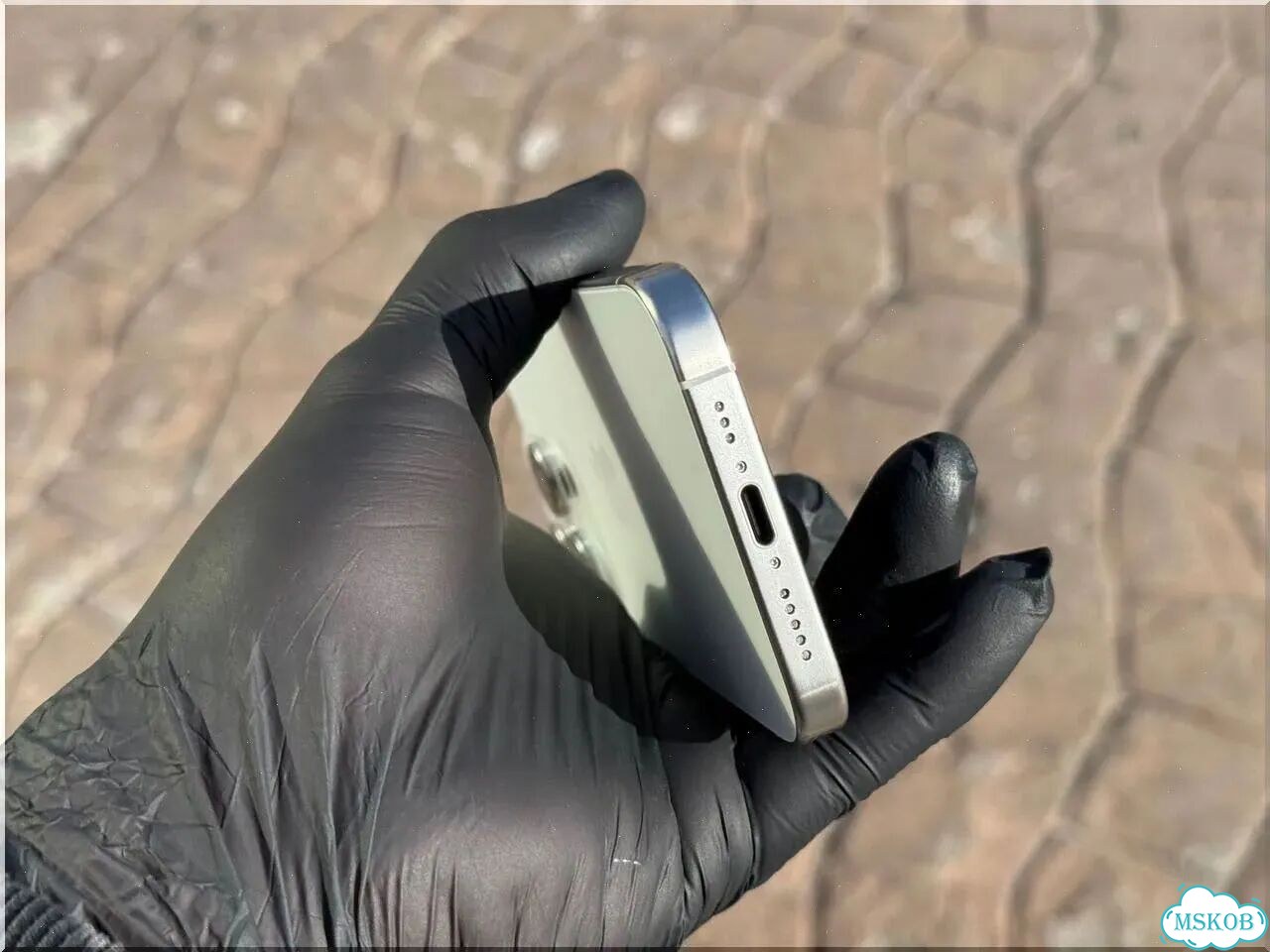 iPhone 15 Pro, 256 ГБ, SIM + eSIM фото 4