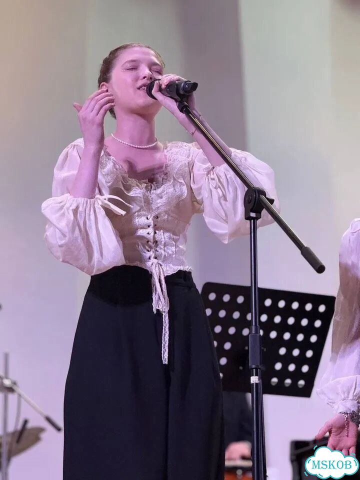 Уроки вокала онлайн. Эстрадный, народный+ фольклор фото 3