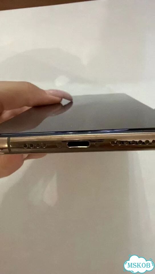 iPhone 11 Pro Max, 256 ГБ, SIM + eSIM фото 1
