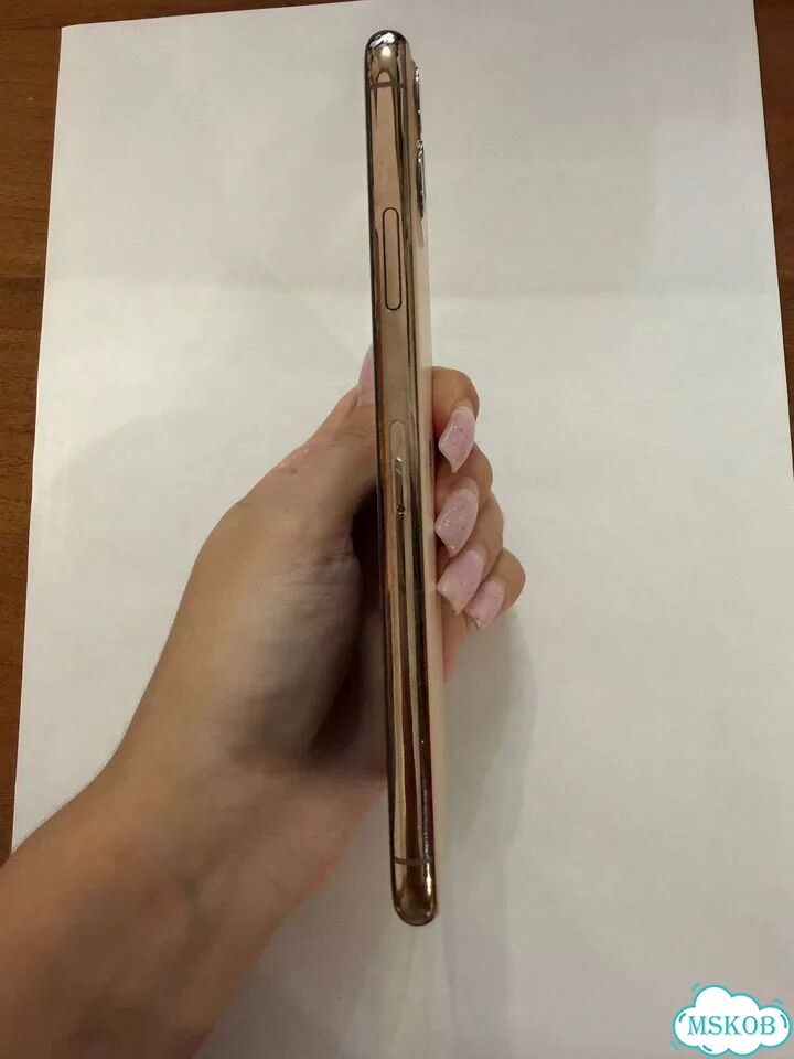 iPhone 11 Pro Max, 256 ГБ, SIM + eSIM фото 2