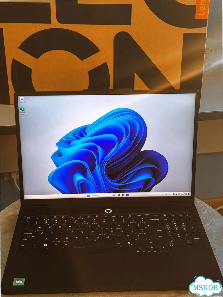 Новый Lenovo Legion 5 Pro RTX5060 R9 240Hz фото 8