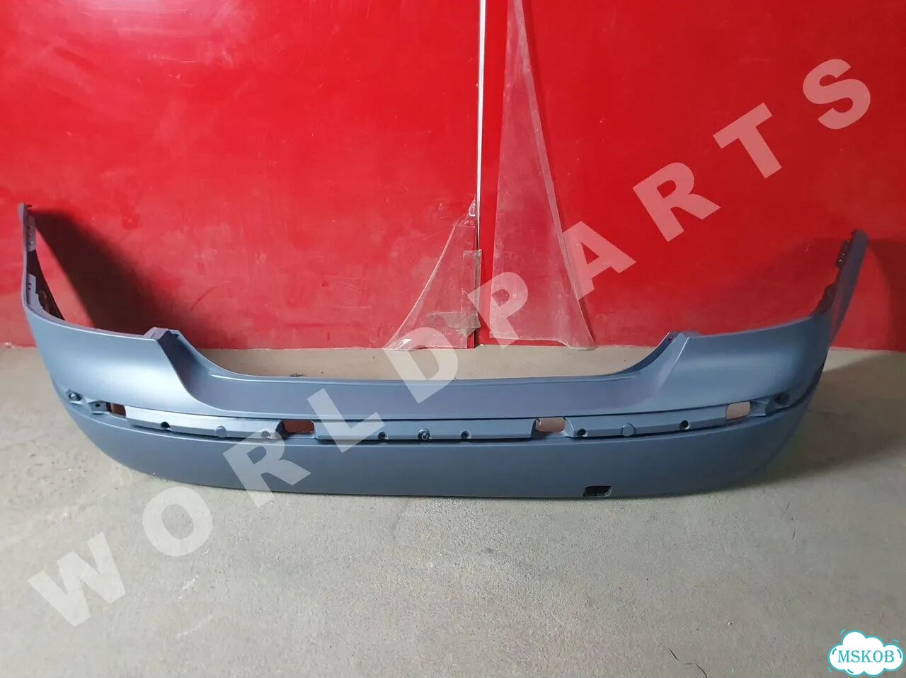 Бампер задний Ford Focus 2 2004-08 седан фото 2