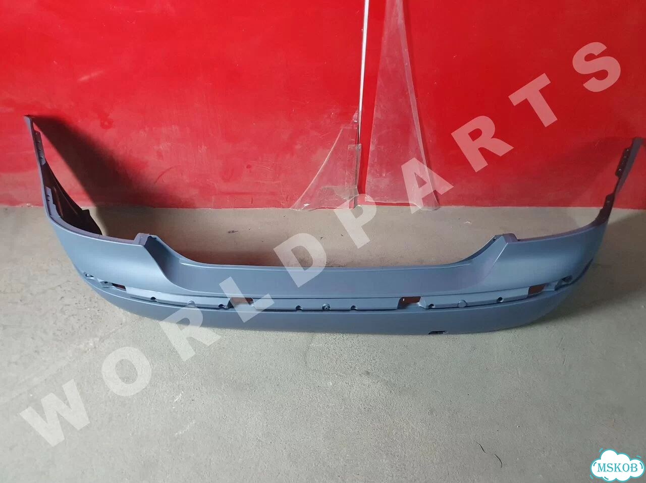 Бампер задний Ford Focus 2 2004-08 седан фото 3