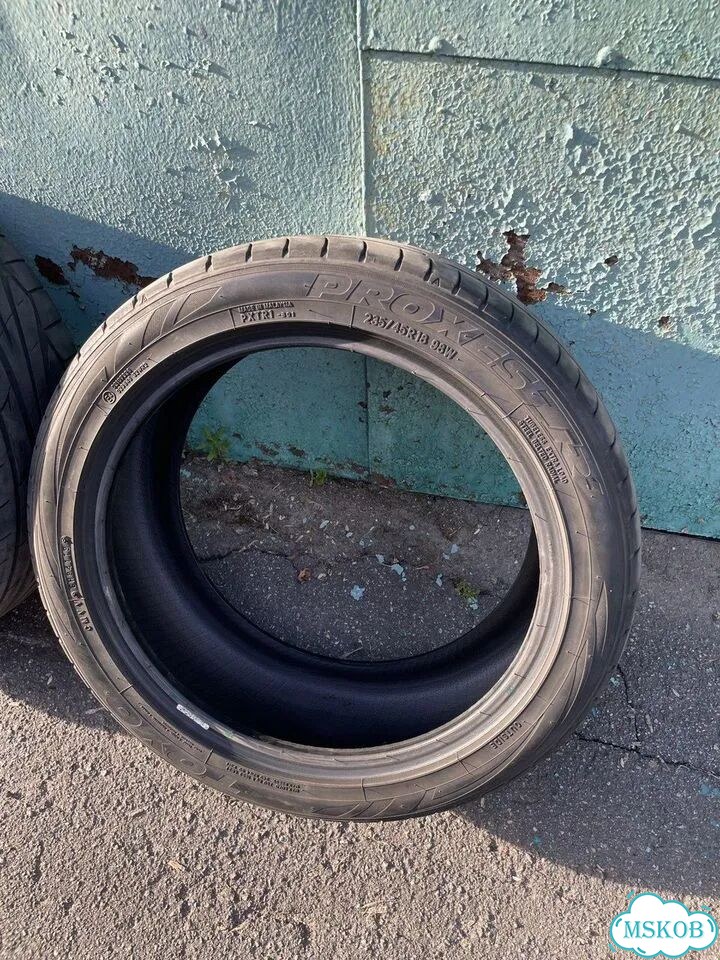 Toyo Proxes TR1 235/45 R18 98W фото 1
