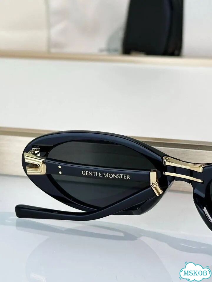 Солнцезащитные очки Gentle Monster фото 6