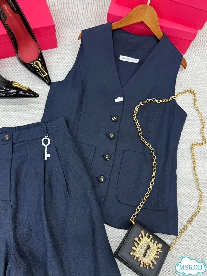 Костюм женский с шортами Schiaparelli фото 2