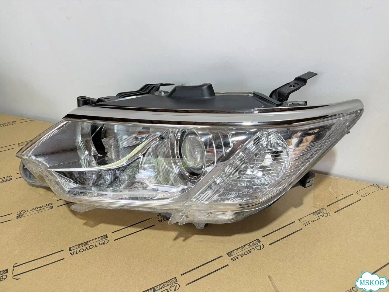 Фары ксенон Toyota Camry 55 фото 3