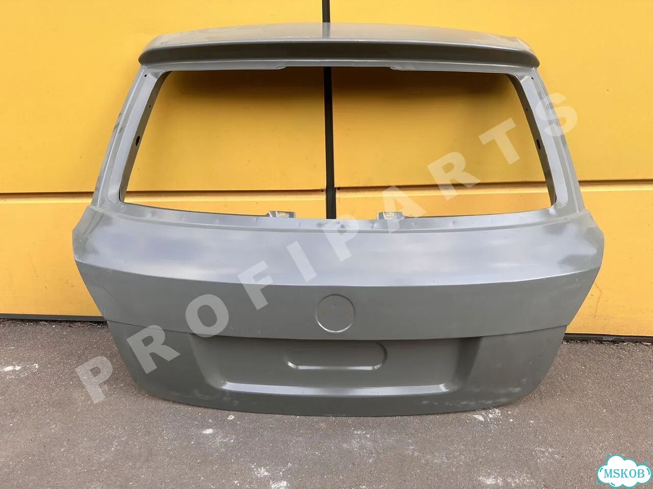 Крышка багажника Skoda Fabia 2007 хэтчбек фото 3