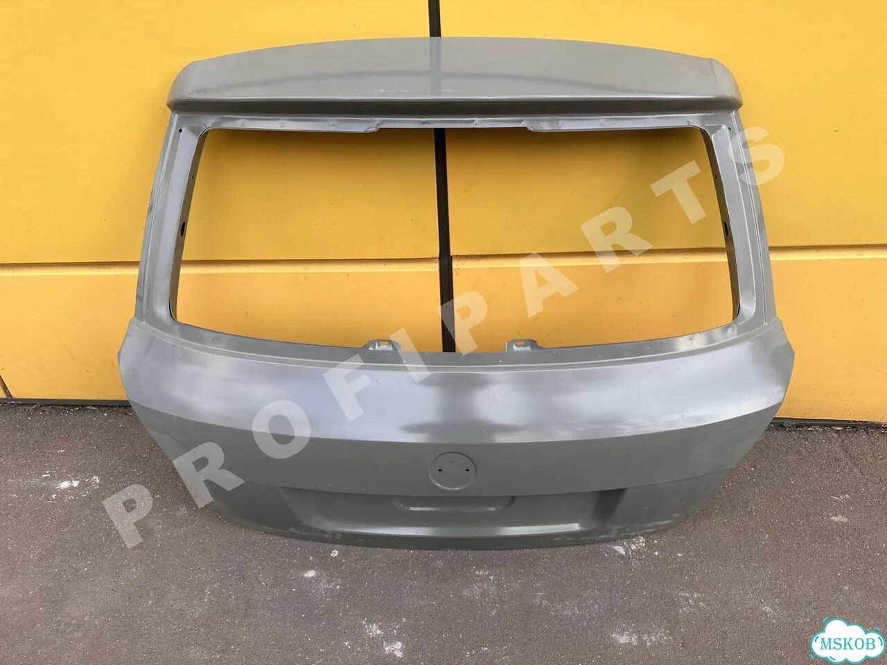 Крышка багажника Skoda Fabia 2007 хэтчбек фото 5