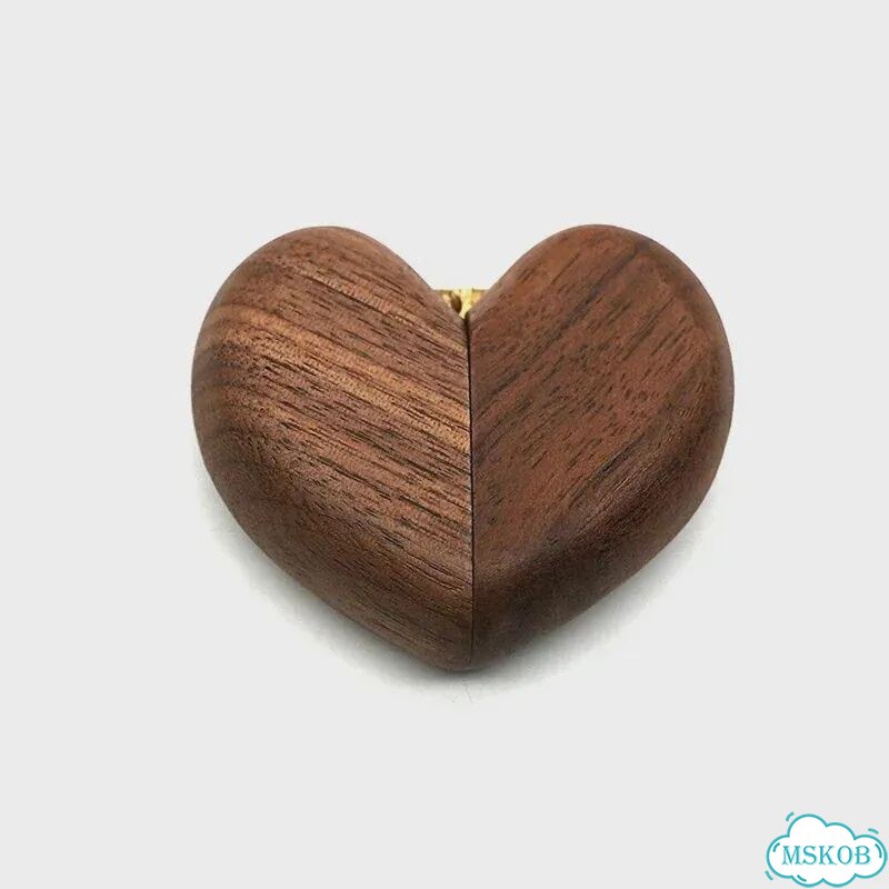 Коробка для колец сердце из орехового дерева auerhahn фото 1