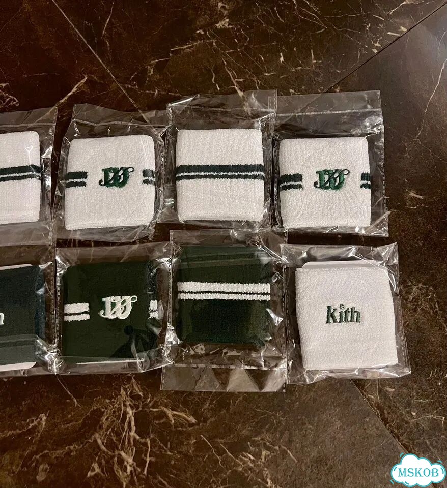 Напульсник Wilson&Kith белый зеленые цвета фото 1