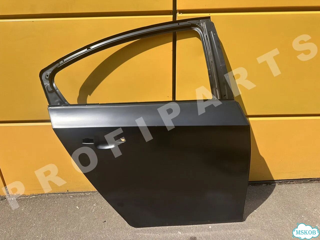 Дверь задняя правая Chevrolet Cruze фото 1