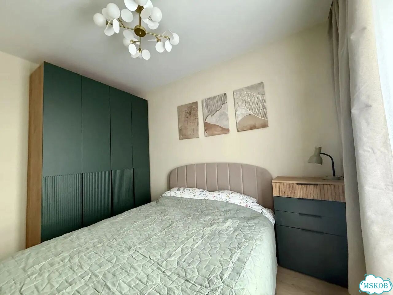 1-к. квартира, 32 м², 31/33 эт. фото 2