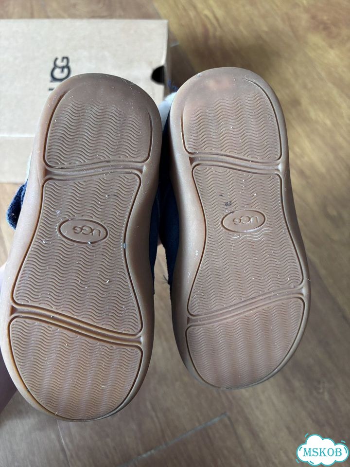 Ботиночки ugg 26 размер 16 см унисекс фото 2