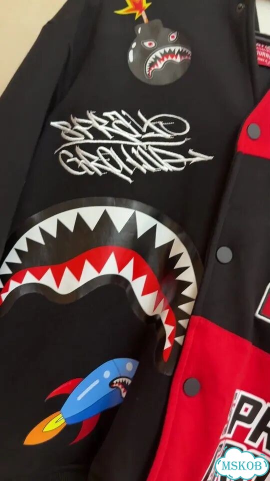 Куртка бомбер для мальчика sprayground на 12 лет фото 1
